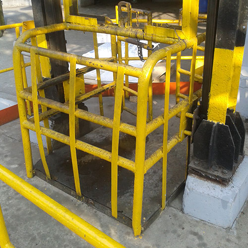 Hoist Lift / Cage Hoist Goods Lift Manufacturers and Suppliers in Mumbai, India